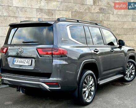 Серый Тойота Ленд Крузер, объемом двигателя 3.45 л и пробегом 88 тыс. км за 66800 $, фото 14 на Automoto.ua