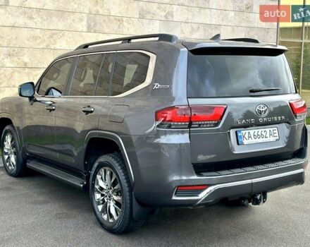 Серый Тойота Ленд Крузер, объемом двигателя 3.45 л и пробегом 88 тыс. км за 66800 $, фото 29 на Automoto.ua