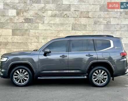 Серый Тойота Ленд Крузер, объемом двигателя 3.45 л и пробегом 88 тыс. км за 66800 $, фото 30 на Automoto.ua