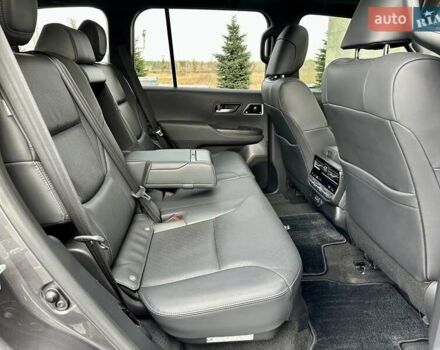 Серый Тойота Ленд Крузер, объемом двигателя 3.45 л и пробегом 88 тыс. км за 66800 $, фото 87 на Automoto.ua