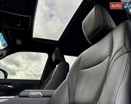 Серый Тойота Ленд Крузер, объемом двигателя 3.45 л и пробегом 88 тыс. км за 66800 $, фото 62 на Automoto.ua