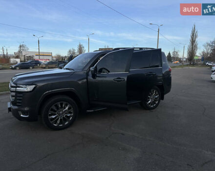 Серый Тойота Ленд Крузер, объемом двигателя 3.45 л и пробегом 80 тыс. км за 67000 $, фото 32 на Automoto.ua