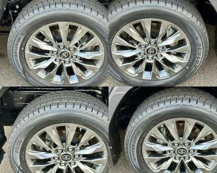 Серый Тойота Ленд Крузер, объемом двигателя 3.45 л и пробегом 88 тыс. км за 66800 $, фото 32 на Automoto.ua