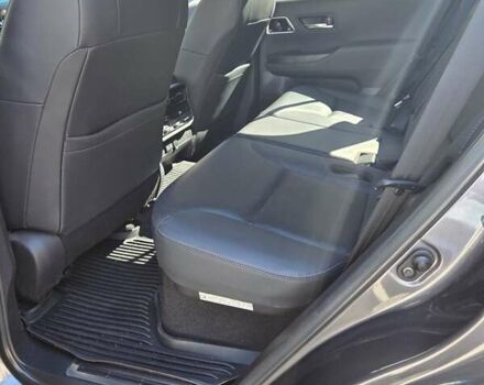 Серый Тойота Ленд Крузер, объемом двигателя 3.45 л и пробегом 37 тыс. км за 73000 $, фото 11 на Automoto.ua