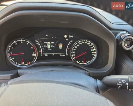 Серый Тойота Ленд Крузер, объемом двигателя 3.45 л и пробегом 37 тыс. км за 73000 $, фото 16 на Automoto.ua