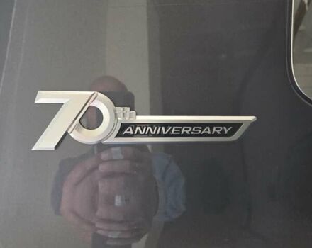 Серый Тойота Ленд Крузер, объемом двигателя 3.45 л и пробегом 37 тыс. км за 73000 $, фото 5 на Automoto.ua