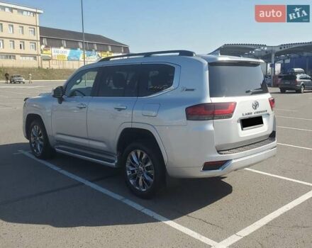 Сірий Тойота Ленд Крузер, об'ємом двигуна 3.45 л та пробігом 126 тис. км за 72000 $, фото 10 на Automoto.ua