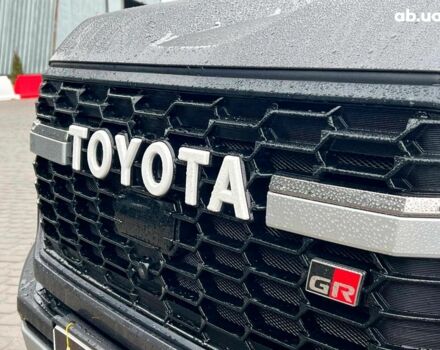 Серый Тойота Ленд Крузер, объемом двигателя 3.3 л и пробегом 61 тыс. км за 80940 $, фото 13 на Automoto.ua