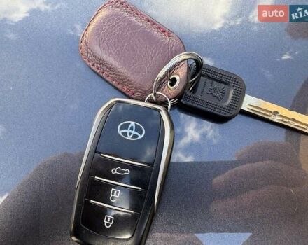 Серый Тойота Ленд Крузер, объемом двигателя 3.3 л и пробегом 61 тыс. км за 81753 $, фото 12 на Automoto.ua