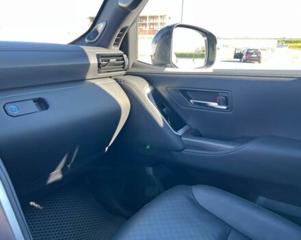 Серый Тойота Ленд Крузер, объемом двигателя 3.3 л и пробегом 32 тыс. км за 83990 $, фото 34 на Automoto.ua