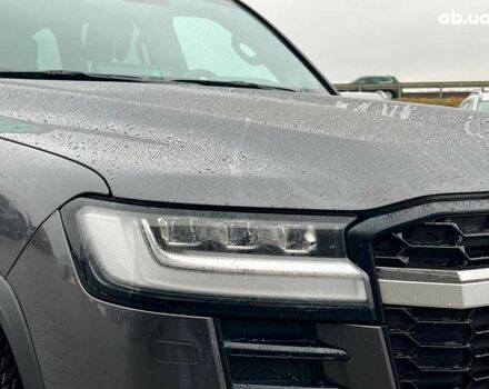 Серый Тойота Ленд Крузер, объемом двигателя 3.3 л и пробегом 61 тыс. км за 80940 $, фото 12 на Automoto.ua