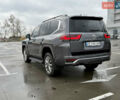 Серый Тойота Ленд Крузер, объемом двигателя 3.35 л и пробегом 25 тыс. км за 82300 $, фото 5 на Automoto.ua