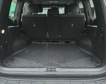 Серый Тойота Ленд Крузер, объемом двигателя 3.3 л и пробегом 7 тыс. км за 82000 $, фото 1 на Automoto.ua