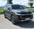Серый Тойота Ленд Крузер, объемом двигателя 3.3 л и пробегом 12 тыс. км за 85000 $, фото 1 на Automoto.ua