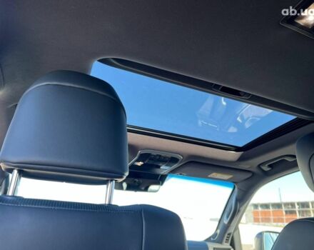 Серый Тойота Ленд Крузер, объемом двигателя 3.3 л и пробегом 32 тыс. км за 83990 $, фото 41 на Automoto.ua