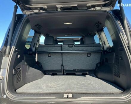 Серый Тойота Ленд Крузер, объемом двигателя 3.3 л и пробегом 32 тыс. км за 83990 $, фото 43 на Automoto.ua