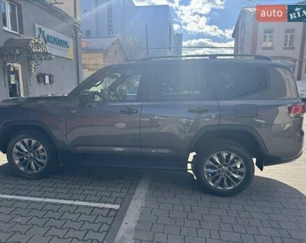 Серый Тойота Ленд Крузер, объемом двигателя 3.3 л и пробегом 61 тыс. км за 81753 $, фото 1 на Automoto.ua