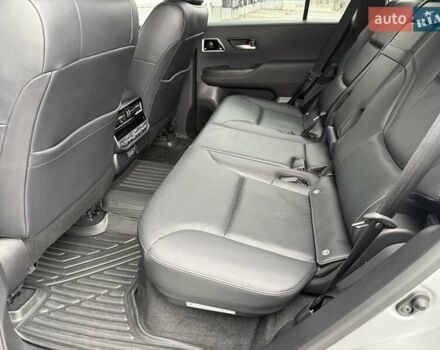 Сірий Тойота Ленд Крузер, об'ємом двигуна 3.3 л та пробігом 31 тис. км за 75000 $, фото 8 на Automoto.ua