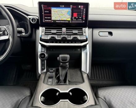 Сірий Тойота Ленд Крузер, об'ємом двигуна 3.3 л та пробігом 31 тис. км за 75000 $, фото 14 на Automoto.ua