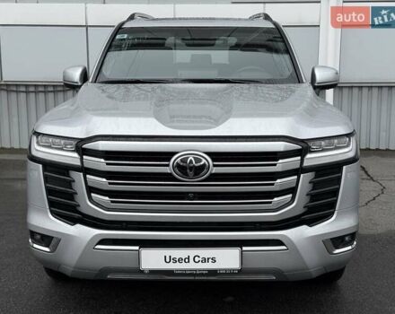 Сірий Тойота Ленд Крузер, об'ємом двигуна 3.3 л та пробігом 31 тис. км за 75000 $, фото 1 на Automoto.ua