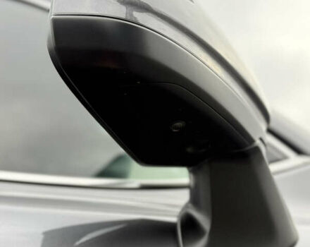 Серый Тойота Ленд Крузер, объемом двигателя 3.35 л и пробегом 25 тыс. км за 82300 $, фото 11 на Automoto.ua