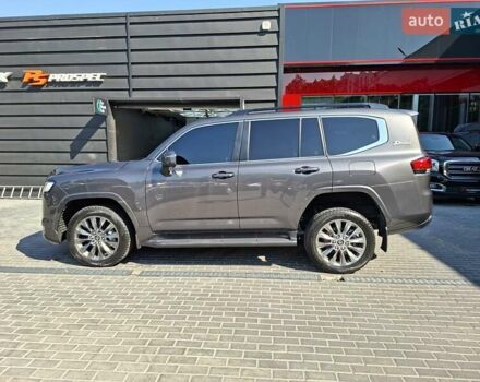 Серый Тойота Ленд Крузер, объемом двигателя 3.35 л и пробегом 34 тыс. км за 81900 $, фото 7 на Automoto.ua