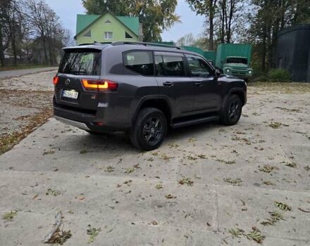 Серый Тойота Ленд Крузер, объемом двигателя 3.3 л и пробегом 7 тыс. км за 82000 $, фото 9 на Automoto.ua