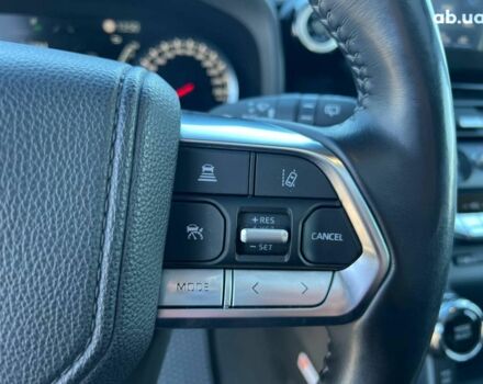 Серый Тойота Ленд Крузер, объемом двигателя 3.3 л и пробегом 32 тыс. км за 83990 $, фото 24 на Automoto.ua