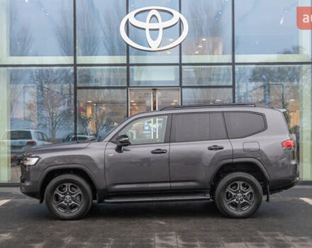 Сірий Тойота Ленд Крузер, об'ємом двигуна 3.45 л та пробігом 34 тис. км за 78220 $, фото 2 на Automoto.ua