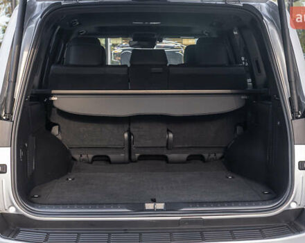 Серый Тойота Ленд Крузер, объемом двигателя 3.3 л и пробегом 68 тыс. км за 78871 $, фото 10 на Automoto.ua