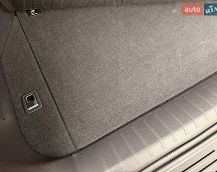 Сірий Тойота Ленд Крузер, об'ємом двигуна 3.3 л та пробігом 89 тис. км за 79900 $, фото 89 на Automoto.ua