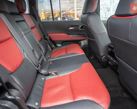 Сірий Тойота Ленд Крузер, об'ємом двигуна 3.45 л та пробігом 34 тис. км за 78220 $, фото 6 на Automoto.ua