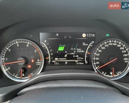 Серый Тойота Ленд Крузер, объемом двигателя 3.3 л и пробегом 31 тыс. км за 84500 $, фото 28 на Automoto.ua