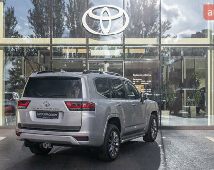 Серый Тойота Ленд Крузер, объемом двигателя 3.3 л и пробегом 68 тыс. км за 78871 $, фото 20 на Automoto.ua