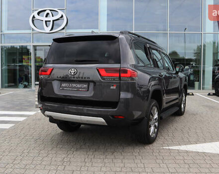 Серый Тойота Ленд Крузер, объемом двигателя 3.35 л и пробегом 177 тыс. км за 74600 $, фото 17 на Automoto.ua