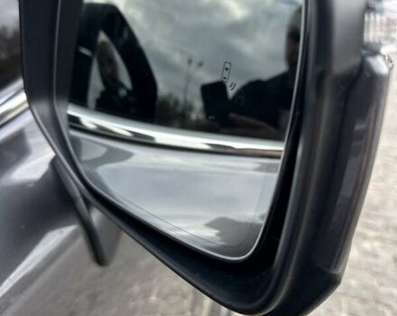 Серый Тойота Ленд Крузер, объемом двигателя 3.35 л и пробегом 28 тыс. км за 83999 $, фото 27 на Automoto.ua