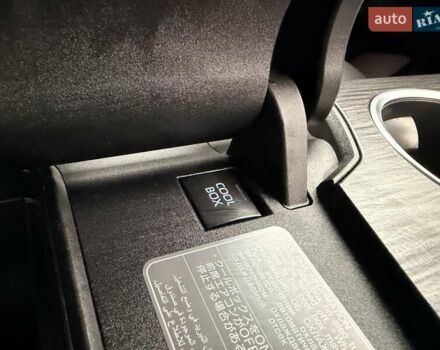 Сірий Тойота Ленд Крузер, об'ємом двигуна 3.3 л та пробігом 89 тис. км за 79900 $, фото 73 на Automoto.ua