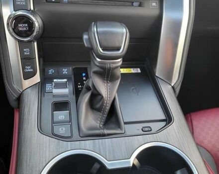 Серый Тойота Ленд Крузер, объемом двигателя 3.3 л и пробегом 31 тыс. км за 84500 $, фото 22 на Automoto.ua