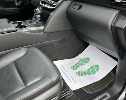 Серый Тойота Ленд Крузер, объемом двигателя 3.35 л и пробегом 28 тыс. км за 83999 $, фото 26 на Automoto.ua