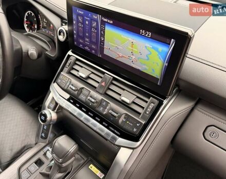 Сірий Тойота Ленд Крузер, об'ємом двигуна 3.3 л та пробігом 89 тис. км за 79900 $, фото 70 на Automoto.ua