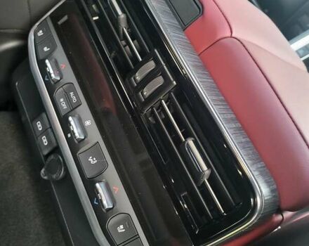 Серый Тойота Ленд Крузер, объемом двигателя 3.3 л и пробегом 31 тыс. км за 84500 $, фото 7 на Automoto.ua