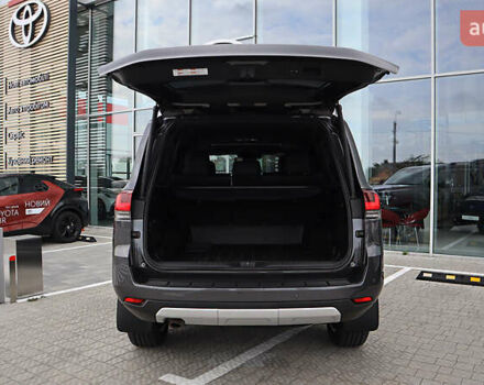 Серый Тойота Ленд Крузер, объемом двигателя 3.35 л и пробегом 177 тыс. км за 74600 $, фото 9 на Automoto.ua