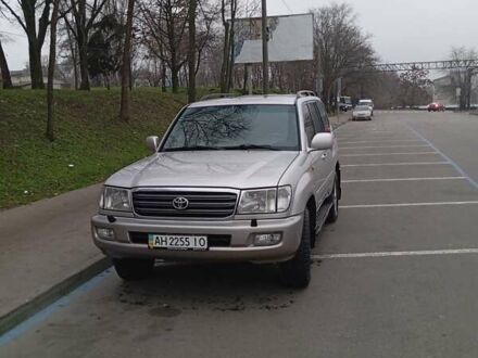 Сірий Тойота Ленд Крузер, об'ємом двигуна 4.7 л та пробігом 291 тис. км за 16199 $, фото 1 на Automoto.ua