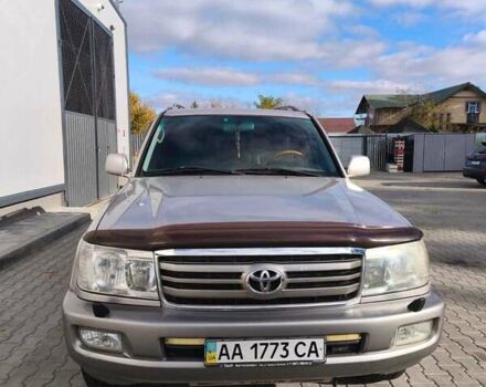 Сірий Тойота Ленд Крузер, об'ємом двигуна 4.66 л та пробігом 360 тис. км за 12000 $, фото 1 на Automoto.ua