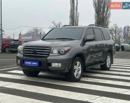 Сірий Тойота Ленд Крузер, об'ємом двигуна 4.7 л та пробігом 395 тис. км за 22000 $, фото 1 на Automoto.ua