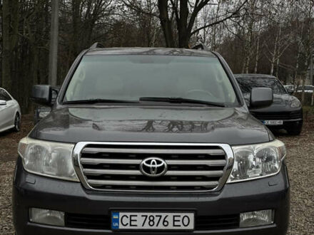 Серый Тойота Ленд Крузер, объемом двигателя 4.46 л и пробегом 317 тыс. км за 21900 $, фото 1 на Automoto.ua