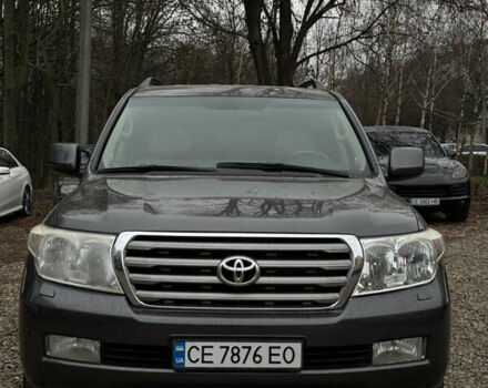 Серый Тойота Ленд Крузер, объемом двигателя 4.46 л и пробегом 317 тыс. км за 21900 $, фото 1 на Automoto.ua