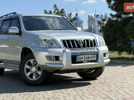 Тойота Ленд Крузер 2008 в Измаиле на Automoto.ua Серый Тойота Ленд Крузер, объемом двигателя 2.69 л и пробегом 260 тыс. км за 12500 $, фото 1 на Automoto.ua