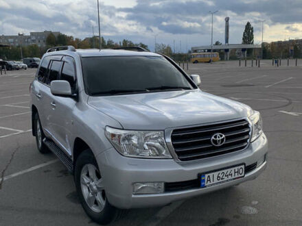 Серый Тойота Ленд Крузер, объемом двигателя 4.46 л и пробегом 205 тыс. км за 28000 $, фото 1 на Automoto.ua
