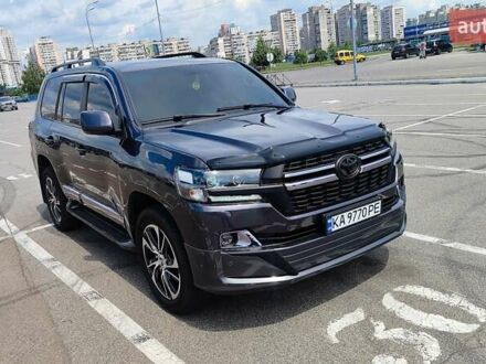 Тойота Ленд Крузер 2008 в Киеве на Automoto.ua Серый Тойота Ленд Крузер, объемом двигателя 4.5 л и пробегом 244 тыс. км за 29000 $, фото 1 на Automoto.ua